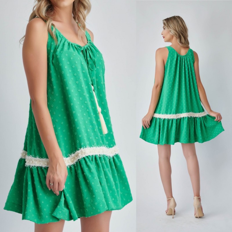 Rochie verde cu croi lejer si volan accesorizat cu perle - Sandra - 