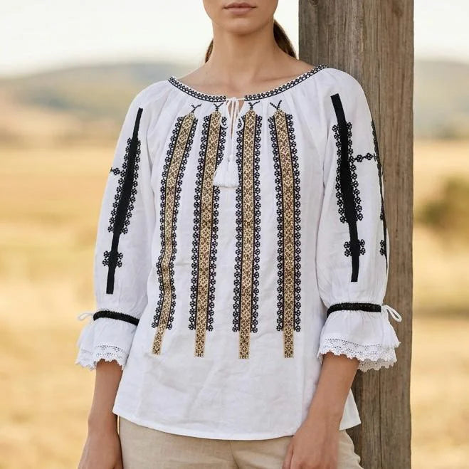 IE Nationala alba cu broderie geometrica - Sabina
