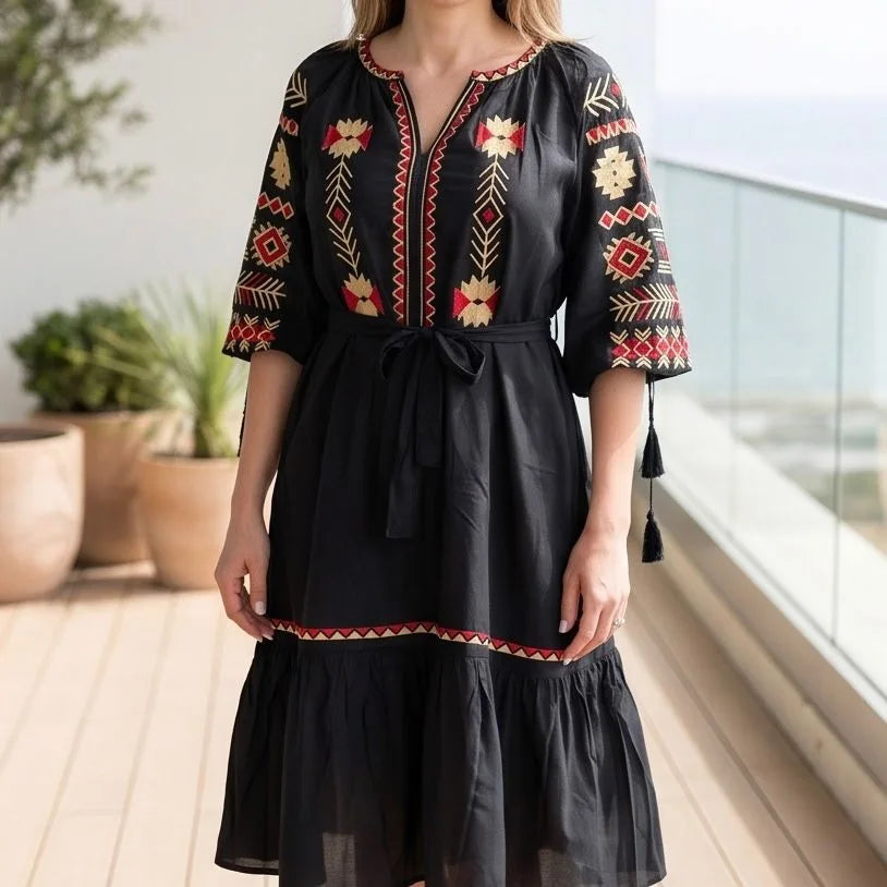 Rochie tip ie traditionala - Carmen negru