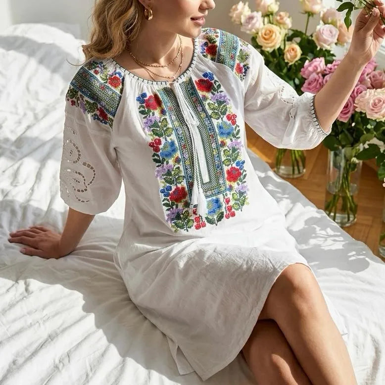 Rochie alba tip ie traditionala - Elena