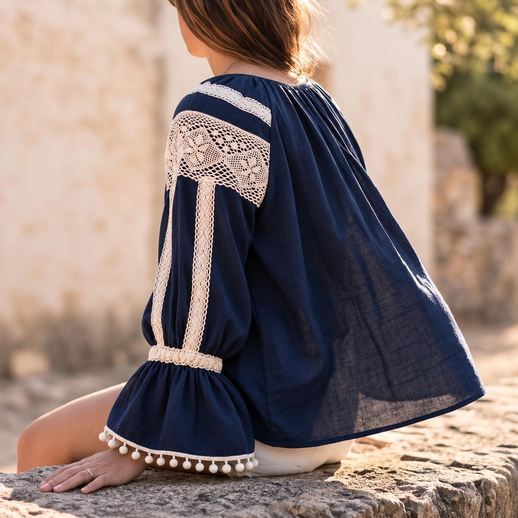 IE Nationala bleumarin din panza de bumbac cu maneci clopot si dantela crosetata - Valeria 09