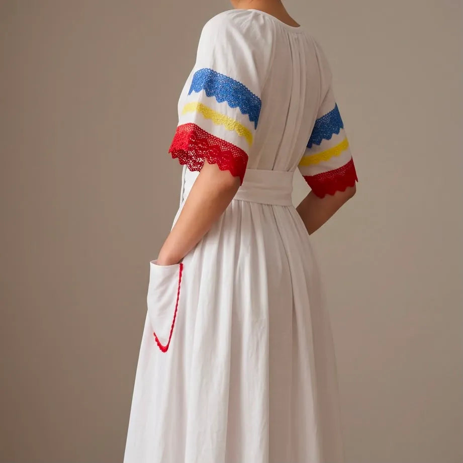 Rochie Nationala alba din panza topita, cu maneca scurta - Tricolor