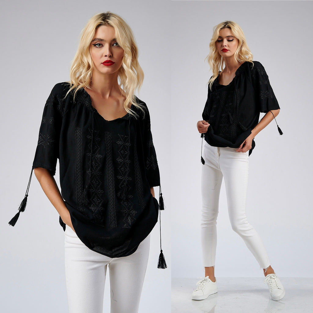 IE Traditionala neagra - Ingrid 01