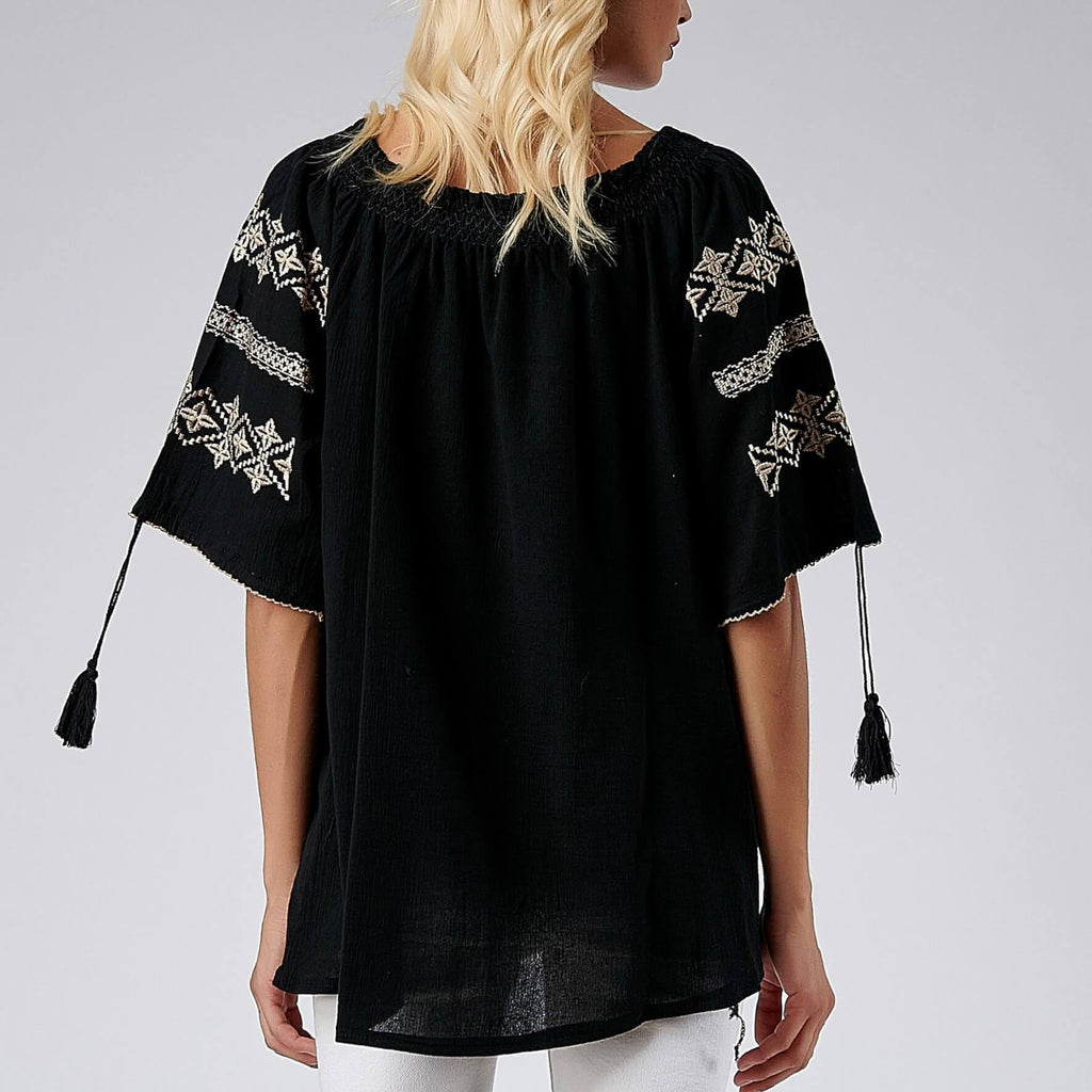 IE Traditionala neagra - Ingrid 02