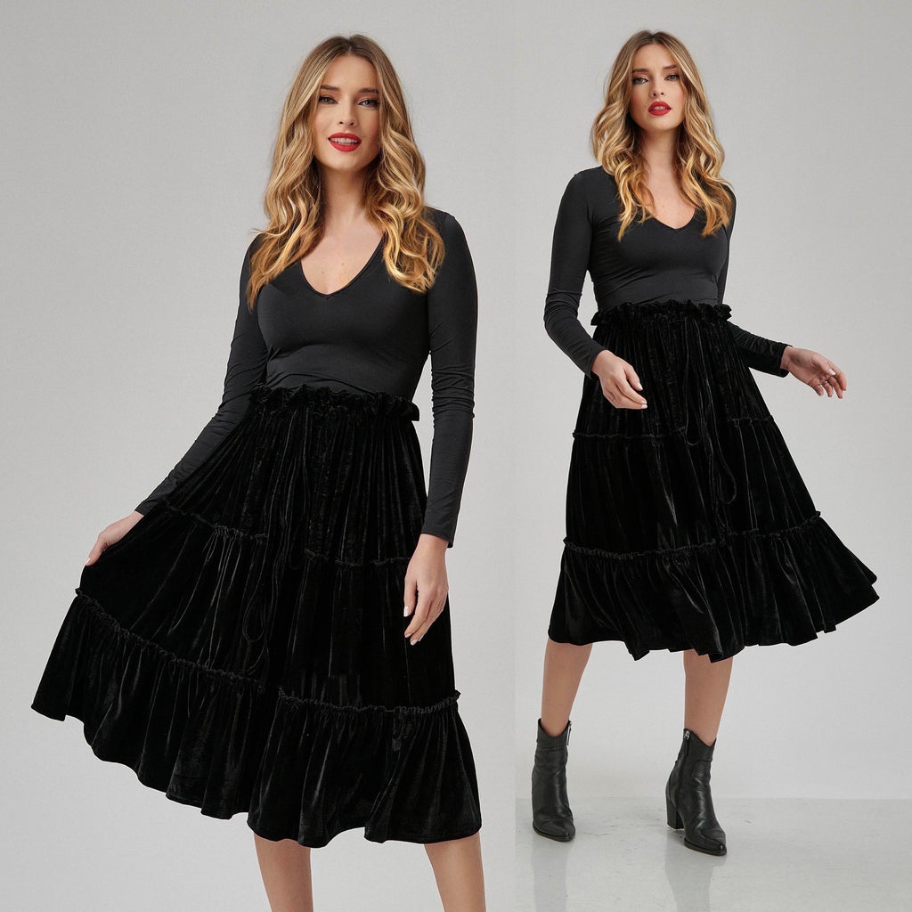 Fusta neagra din catifea - Iulia