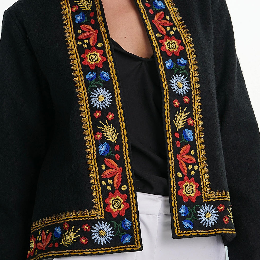 Sacou National brodat din stofa de lana neagra - Irina