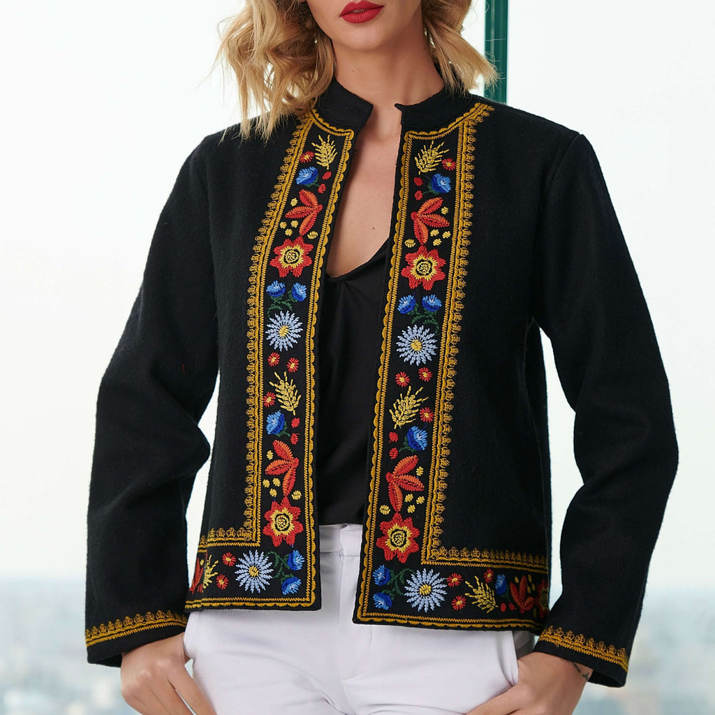 Sacou National brodat din stofa de lana neagra - Irina