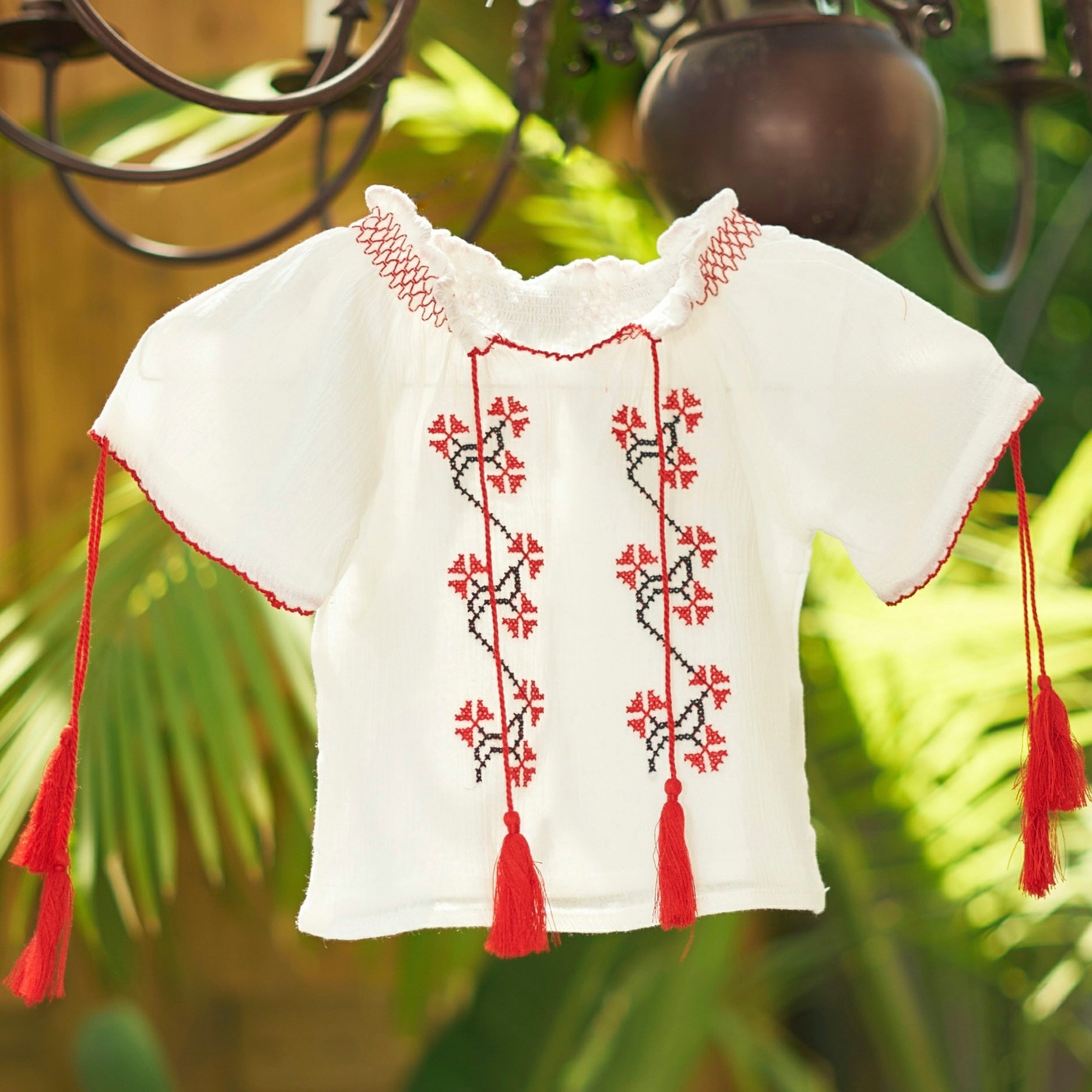 IE Traditionala fetite - Ana