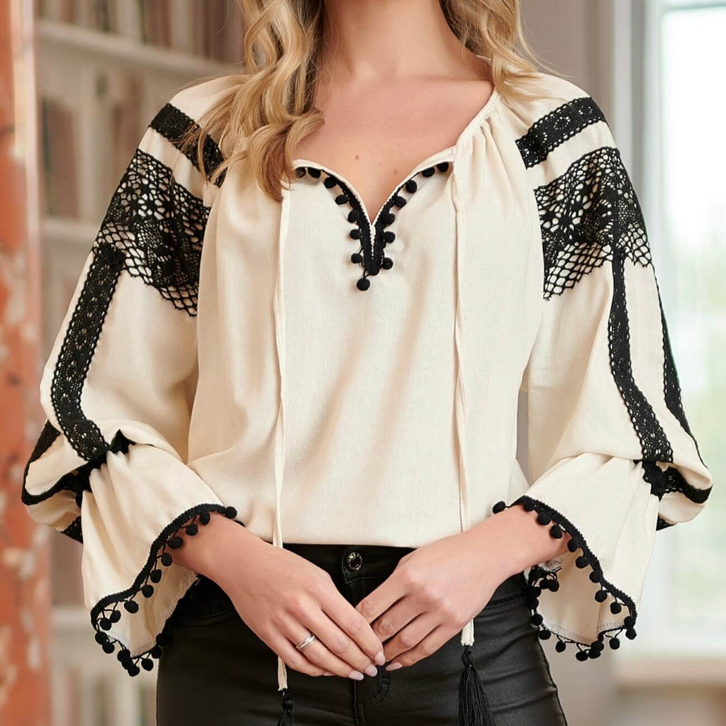 IE Nationala din in crem, moderna cu maneci clopot si dantela crosetata - Valeria