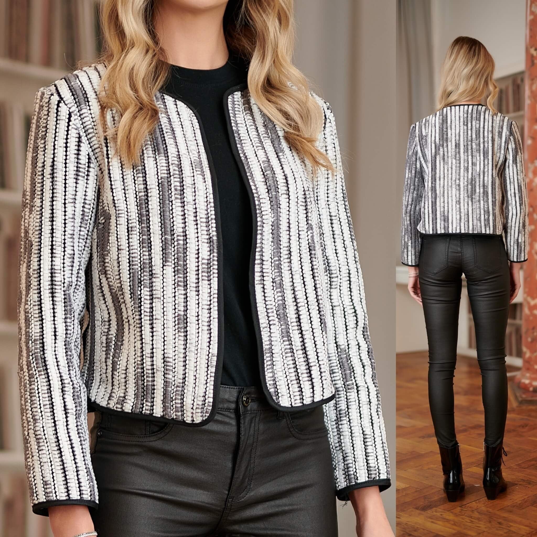 Sacou scurt din stofa tesuta de culoare alba si gri - Felicia alb, gri