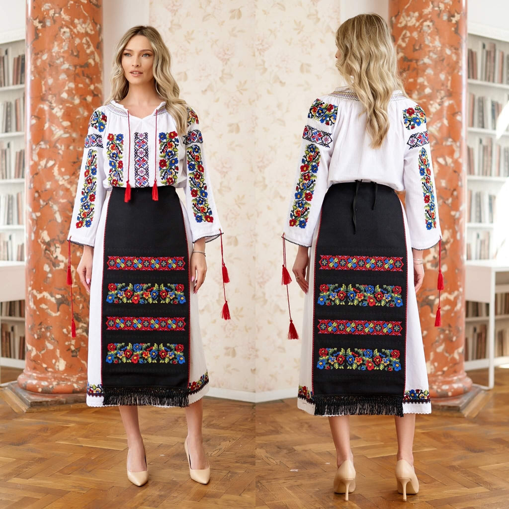 Set costum Popular, Traditional cu 3 piese si broderie florala - Madalina