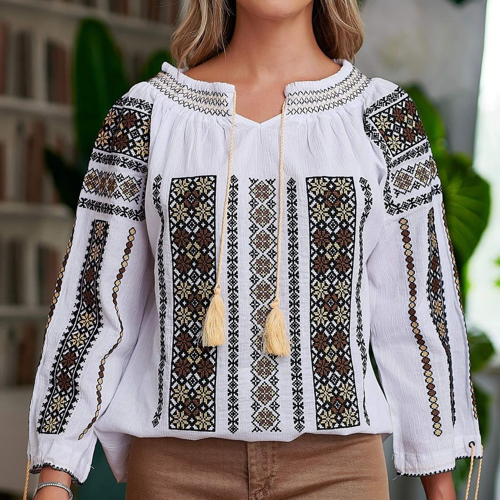 IE Traditionala alba cu broderie geometrica - Laura