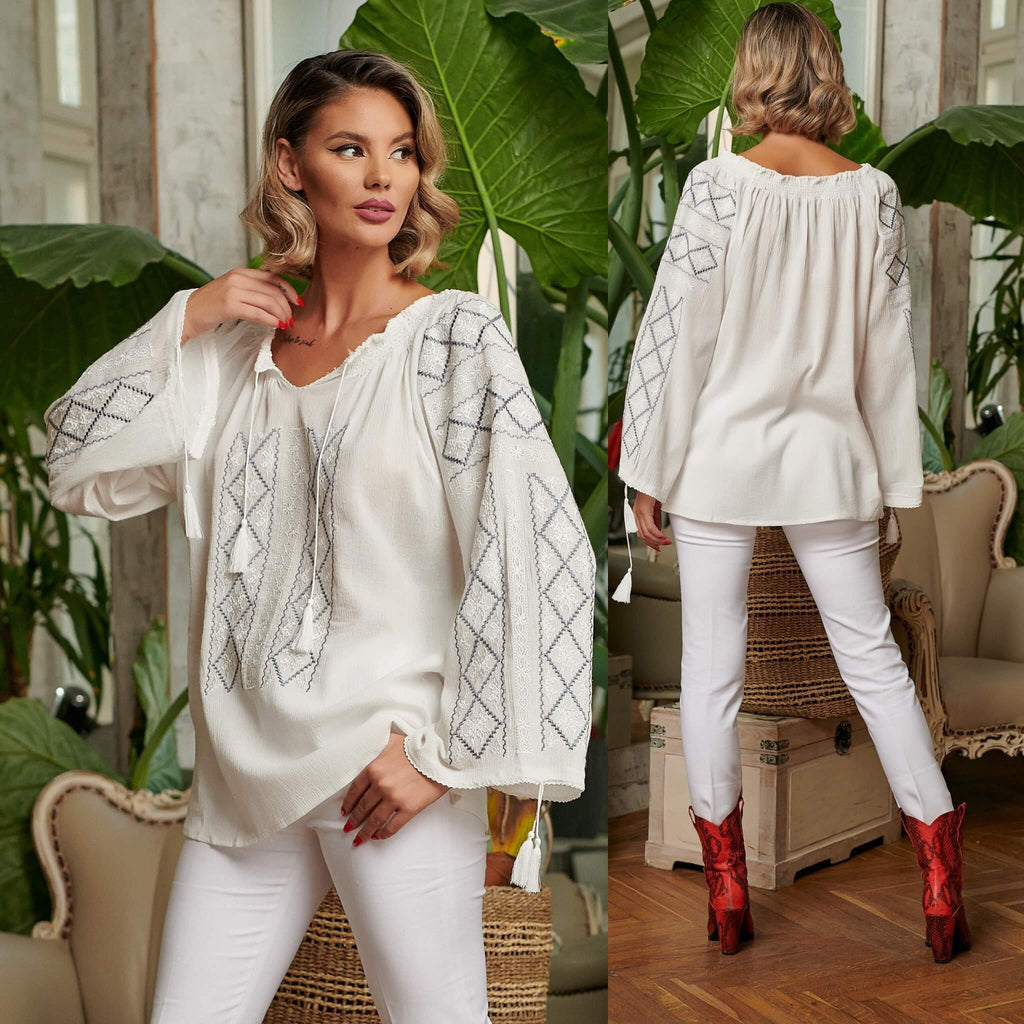 IE Traditionala alba cusuta cu matase - Romb