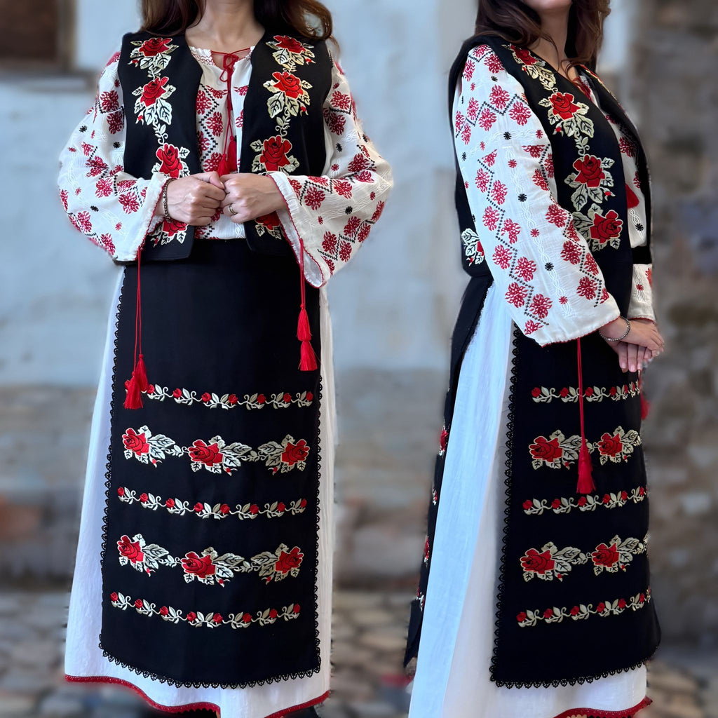 Costum Popular cu 4 piese, model Traditional cu broderie florala - Bianca rosu