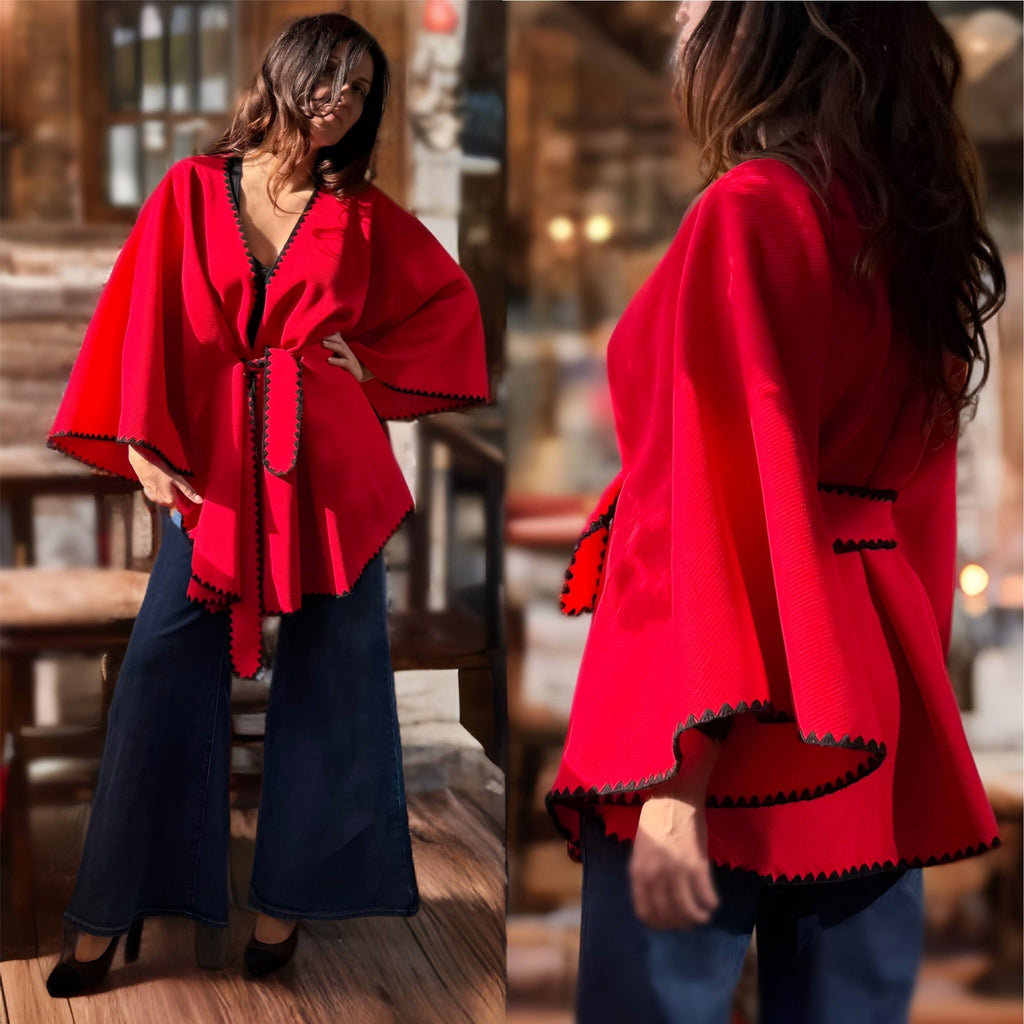 Poncho oversize rosu cu cordon si broderie - Ela 03