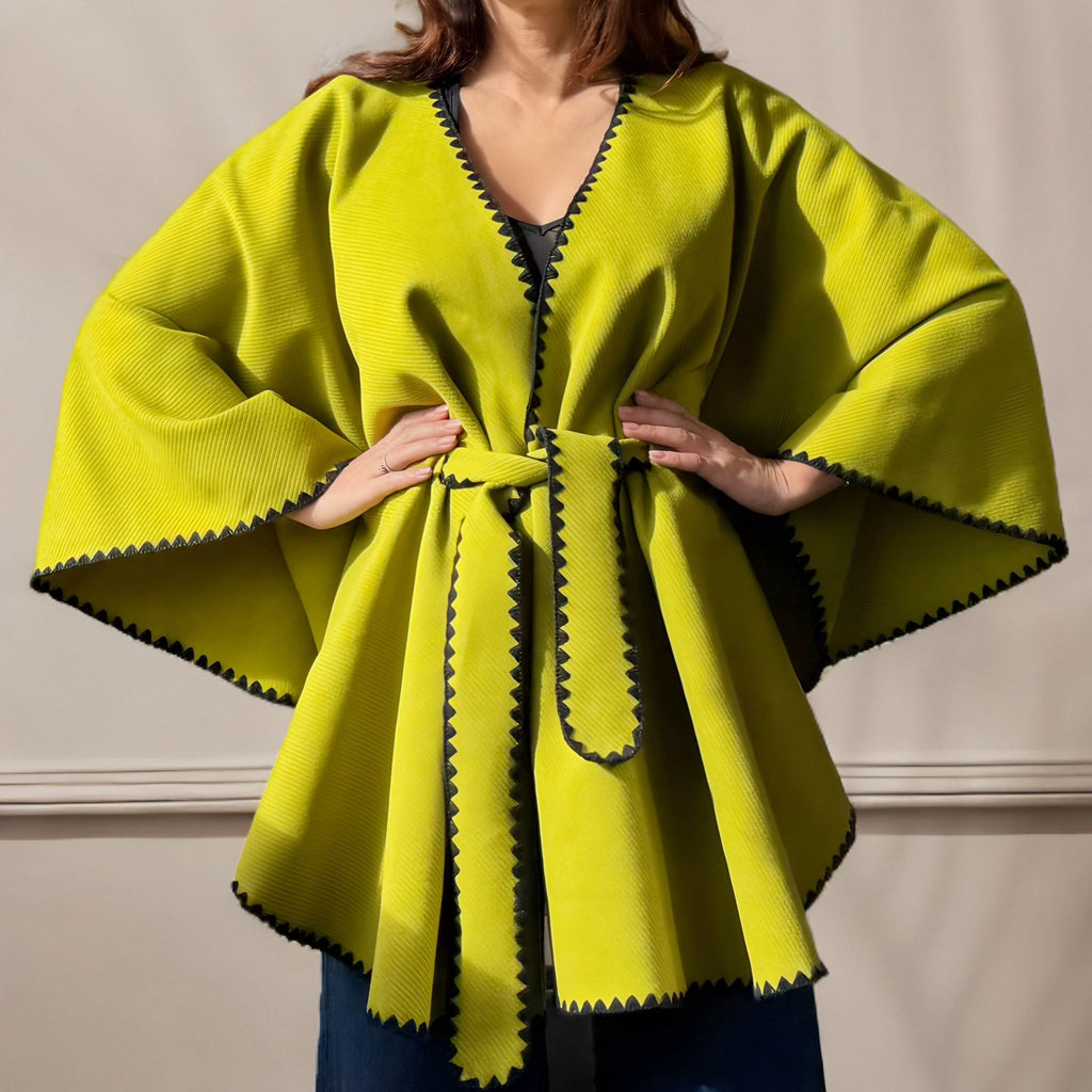 Poncho oversize verde cu cordon si broderie - Ela 04