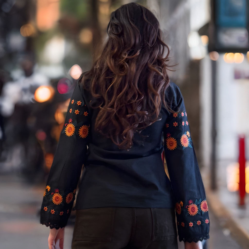 IE Nationala neagra cu broderie florala - Floarea Soarelui