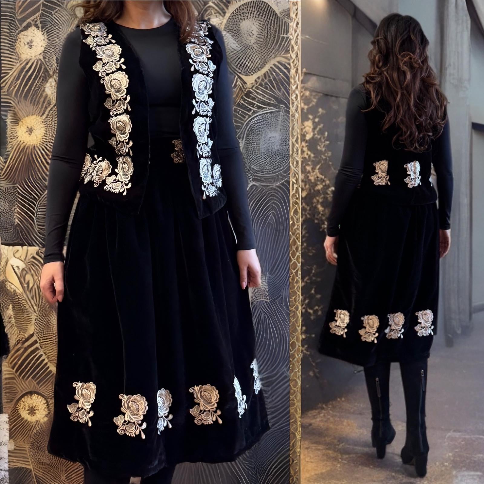 Set Vesta si Fusta, brodat din catifea neagra - Nadia 01