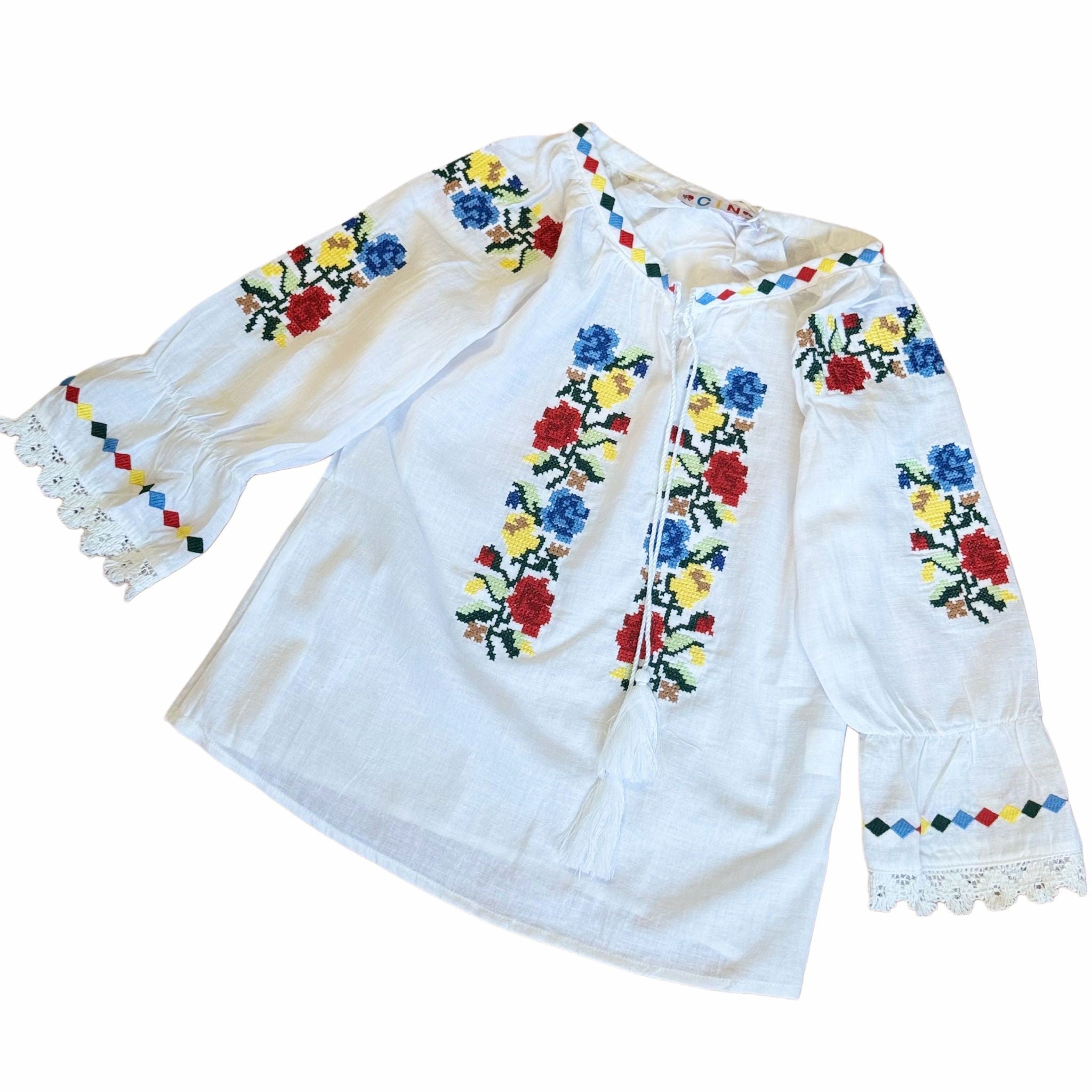 IE Traditionala fetite - Tricolor