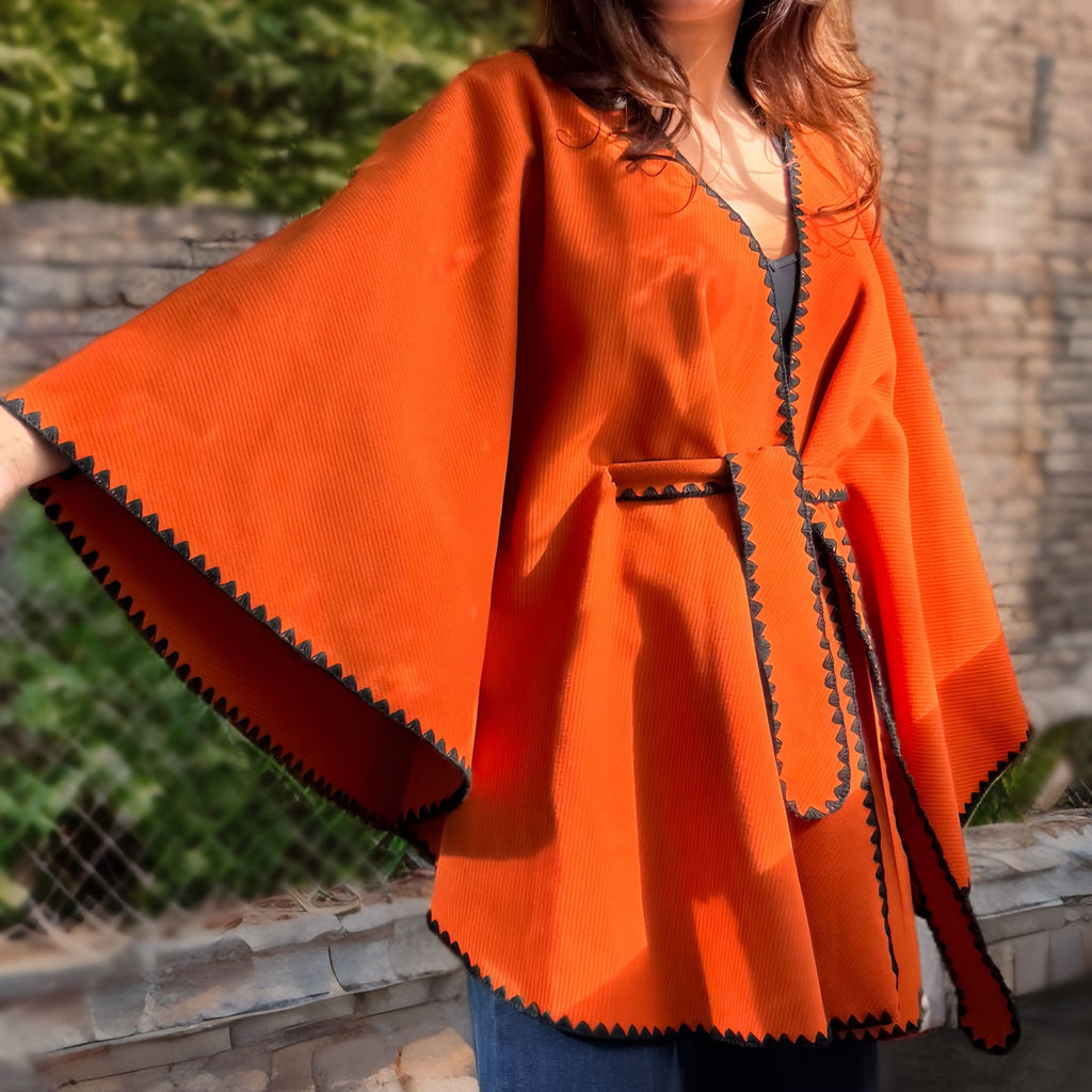 Poncho oversize portocaliu cu cordon si broderie - Ela 08