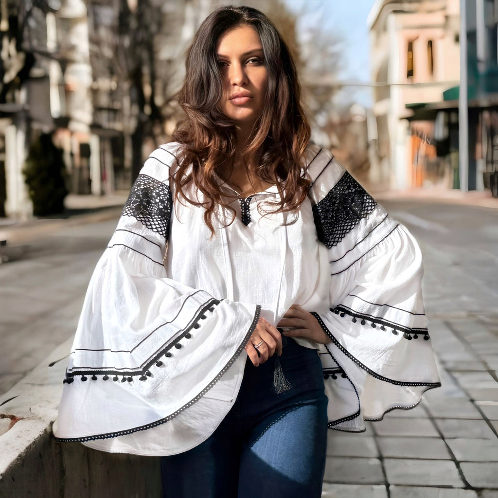 IE Nationala alba, din panza de bumbac cu maneci evazate - Alina