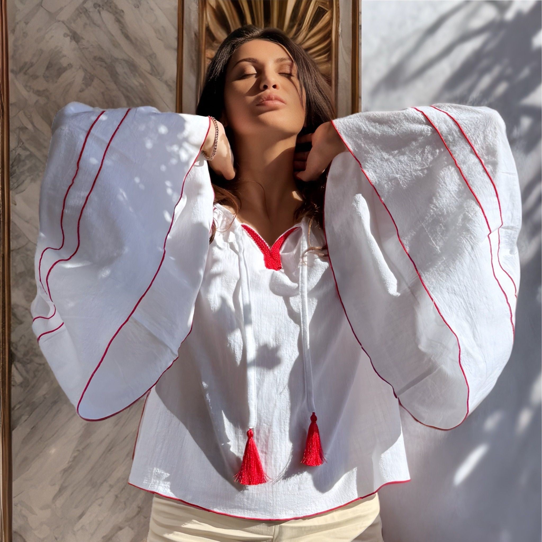 IE Nationala din panza de bumbac cu maneci evazate - Nicolle alb-rosu 02