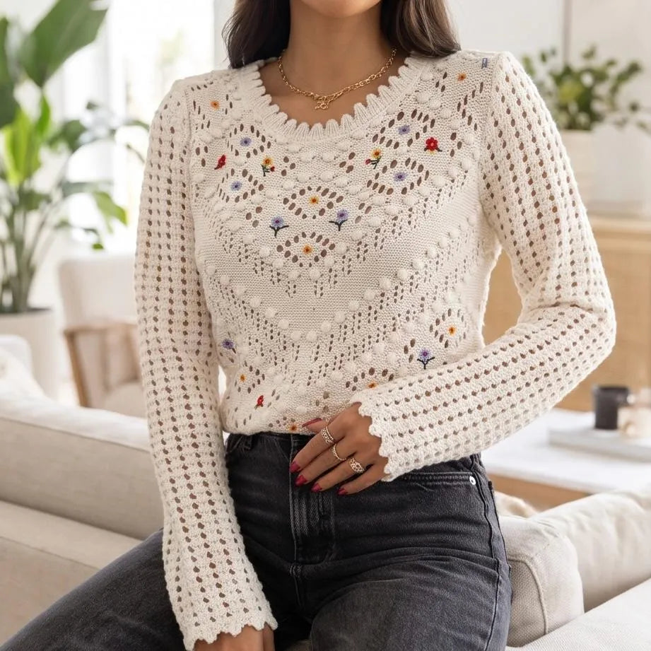 Pulover brodat, ivory din tricot si broderie florala - Laura