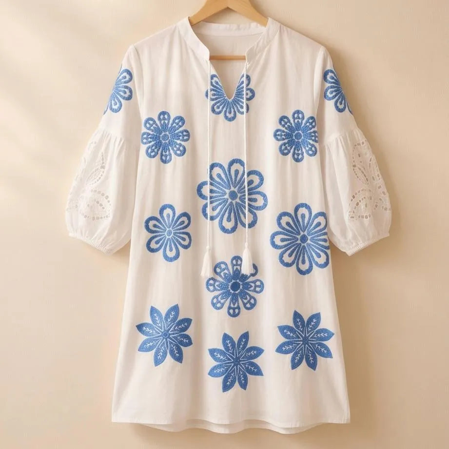 Rochie scurta cu broderie florala - Clara alb