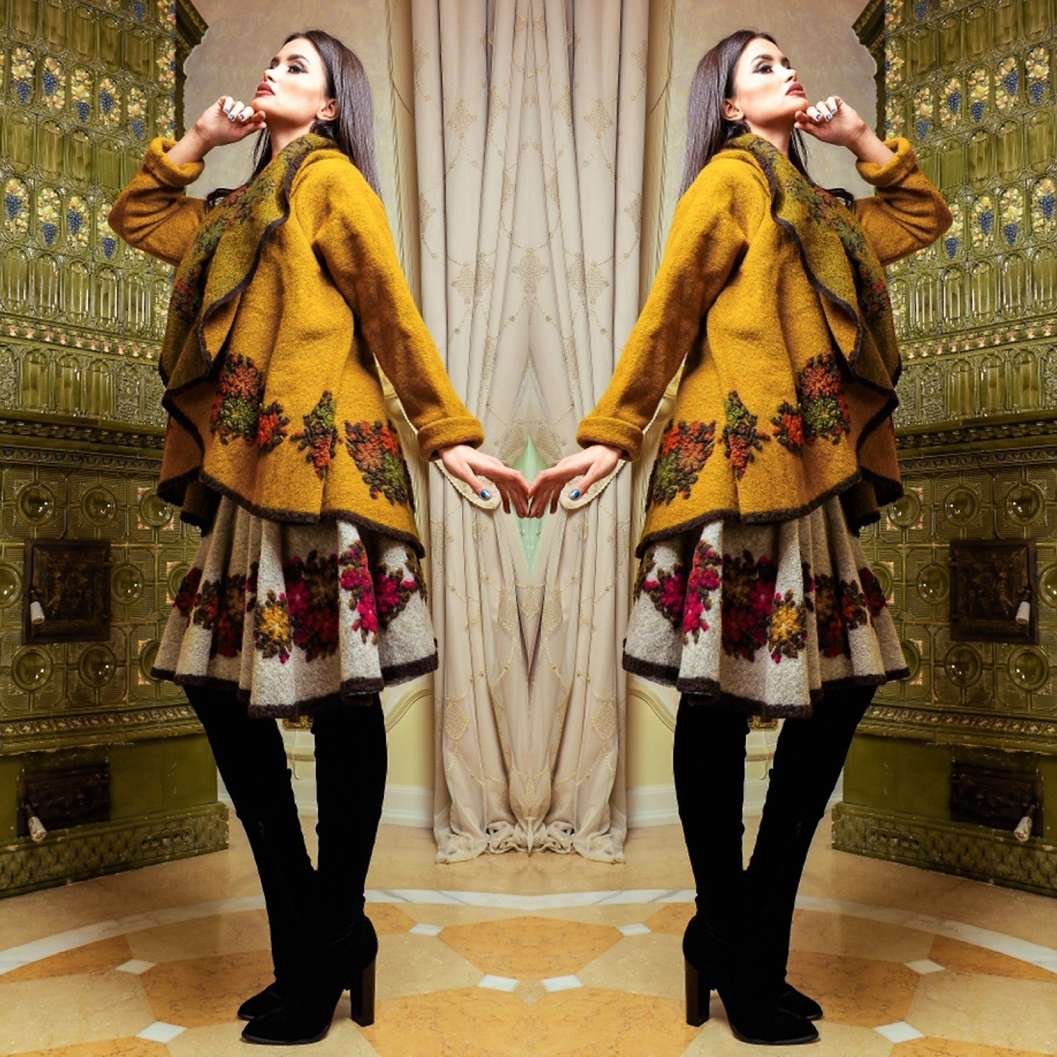 Poncho din lana cu maneci - galben