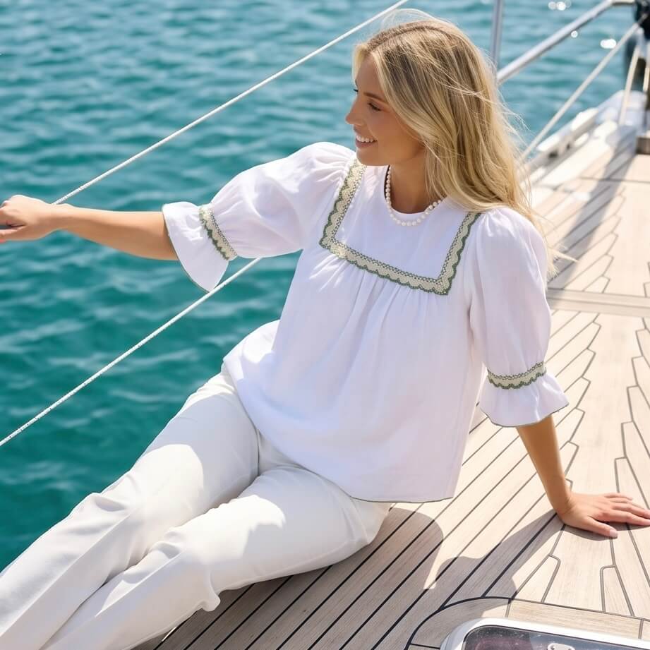 Bluza alba tip ie traditionala din panza topita - Mara