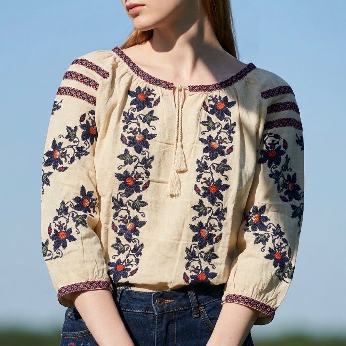 Bluza tip IE Traditionala din in crem - Ileana