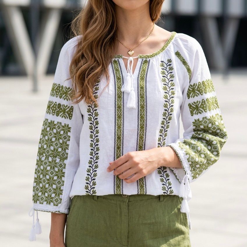 IE Nationala cu broderie verde - Olimpia 02