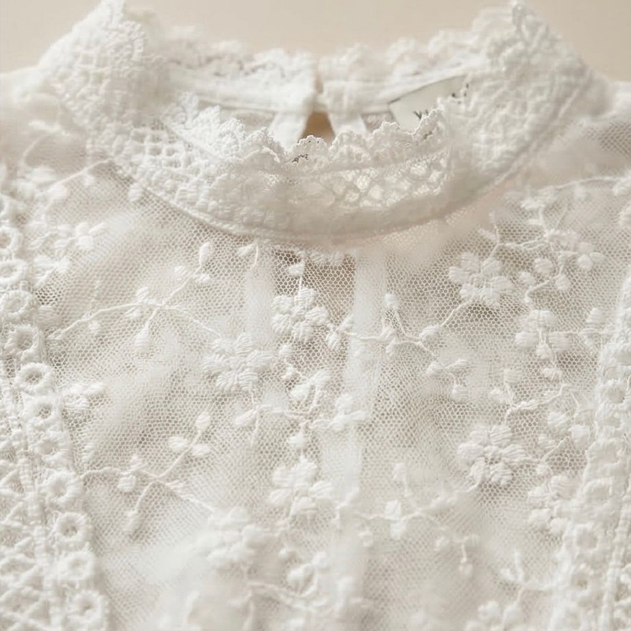 Bluza brodata din voal alb - Alma 01