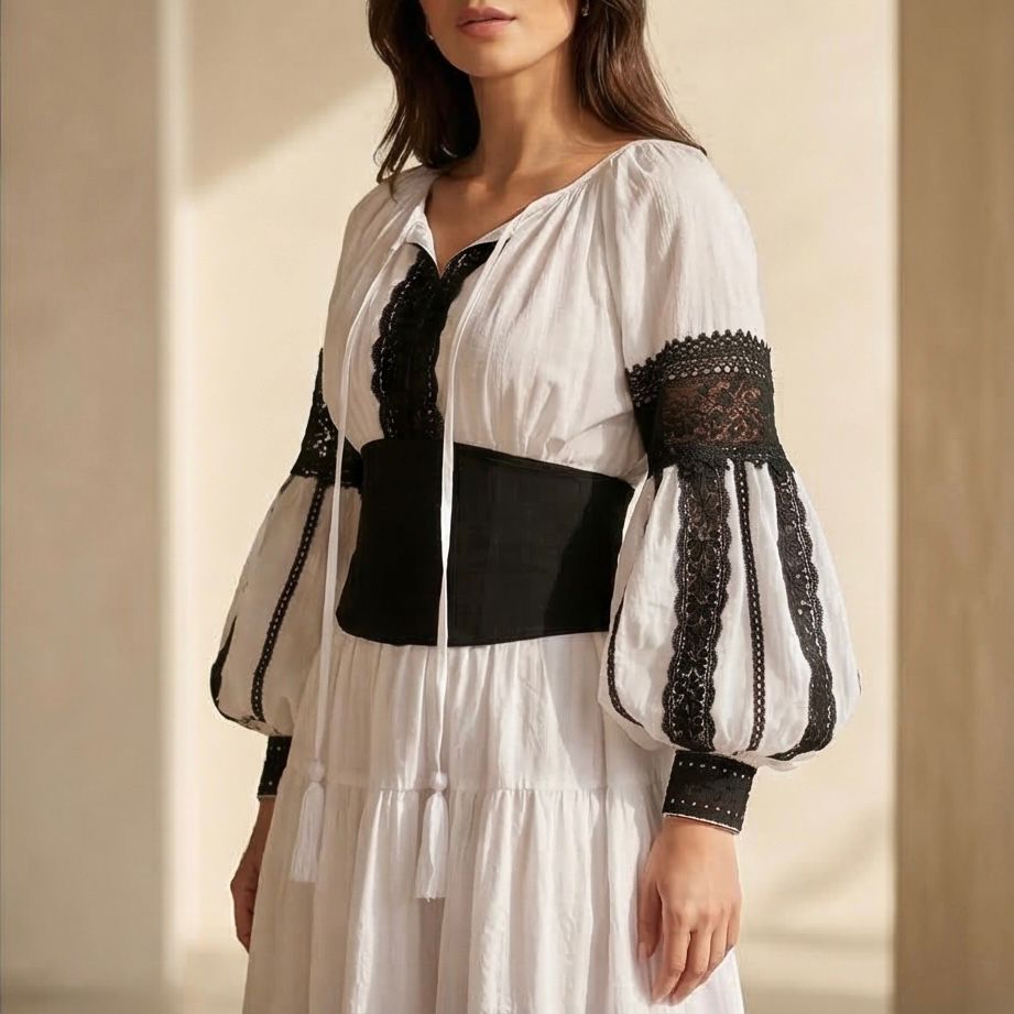 Rochie Nationala alba din panza topita, cu maneci ample si dantela - Elena