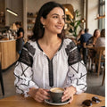 IE Nationala stilizata, moderna din panza topita alba - Maria negru