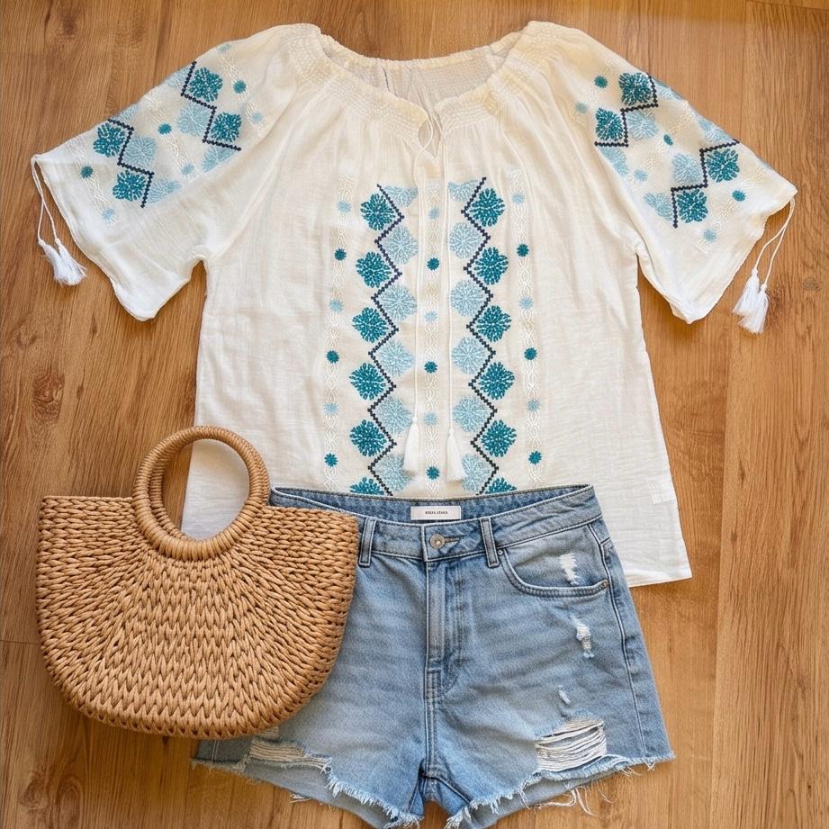 IE Traditionala cu maneca scurta, cusuta cu matase - Bianca bleu/turcoaz 25